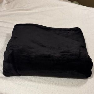 Black Fleece Blanket, Size 220cm X 240cm